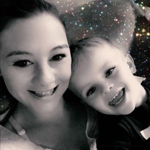 Meet your Posher, Alison